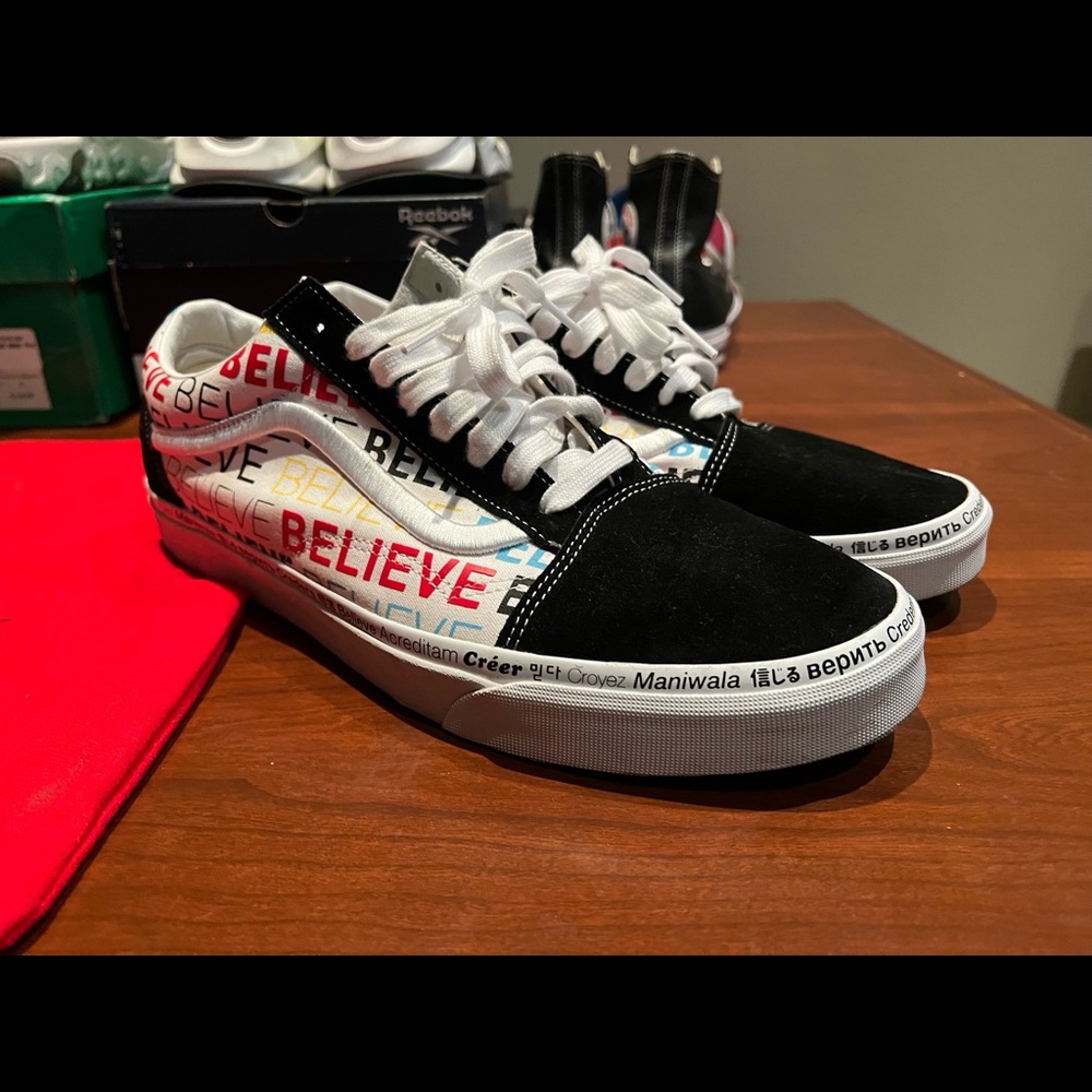 Vans - Picture 5 of 5